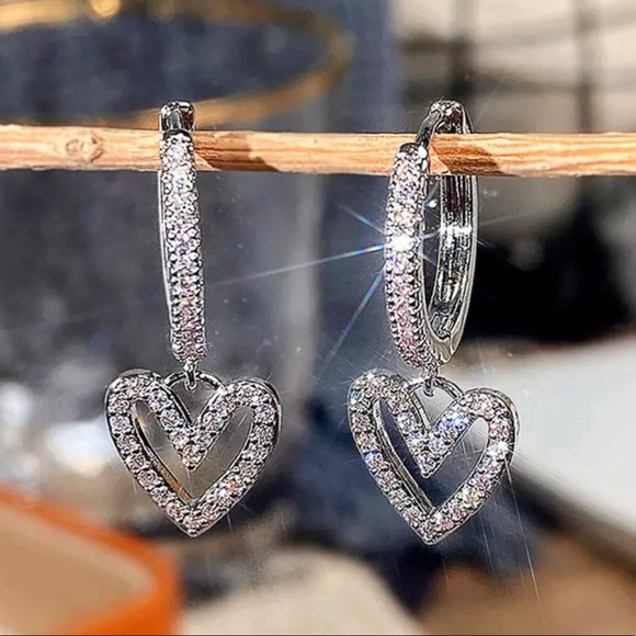 Heart Shaped Dangle Earrings - Picture 2 of 6
